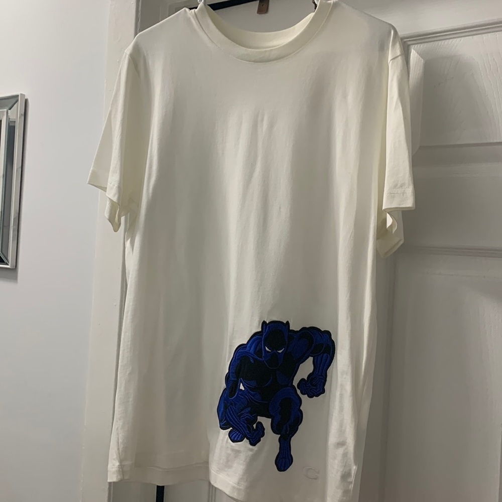 NWT. Coach T shirt black panther Marvel brand